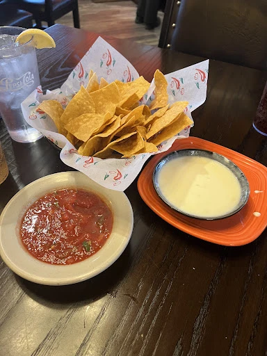 El Tapatio Mexican Restaurant photo 2